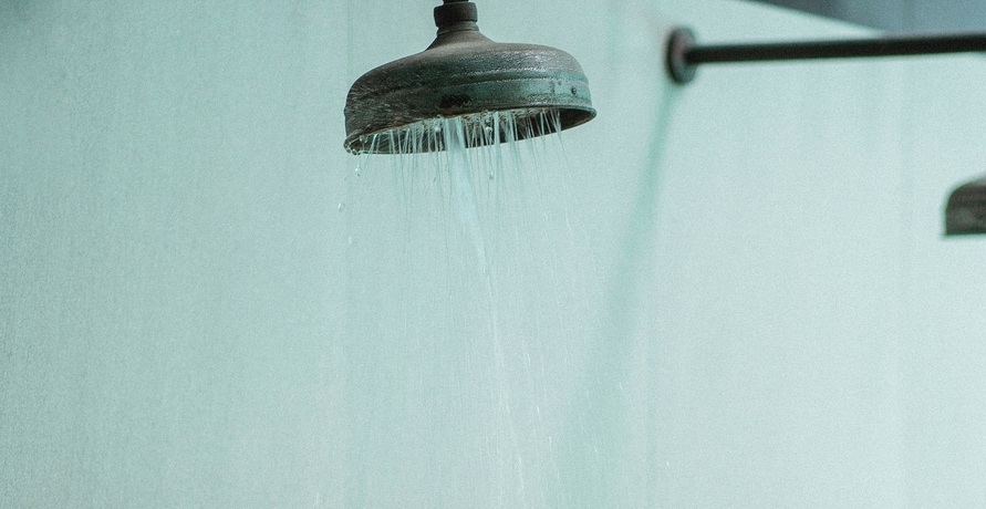 Wassersparendes Duscherlebnis - AlpenKraft über nachhaltige Duschköpfe