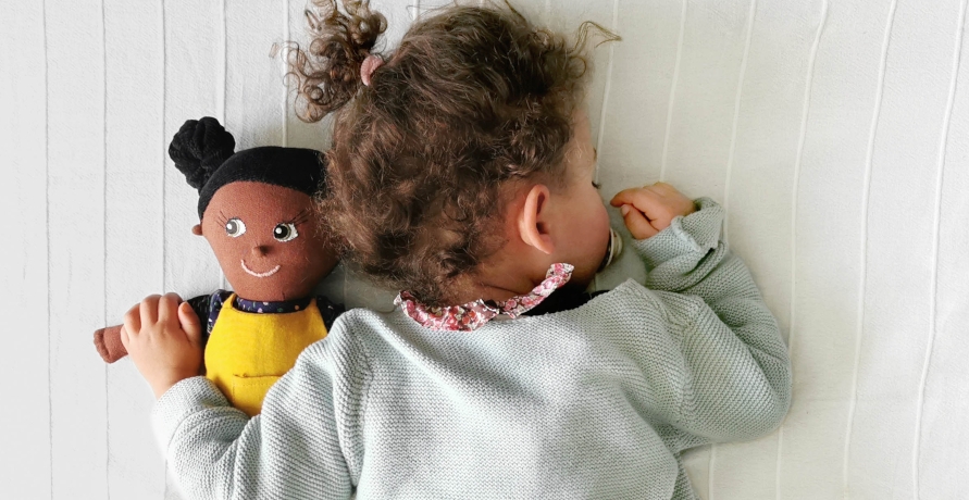 Mehr Diversität im Kinderzimmer – im Gespräch mit LITTLE ASHÉ